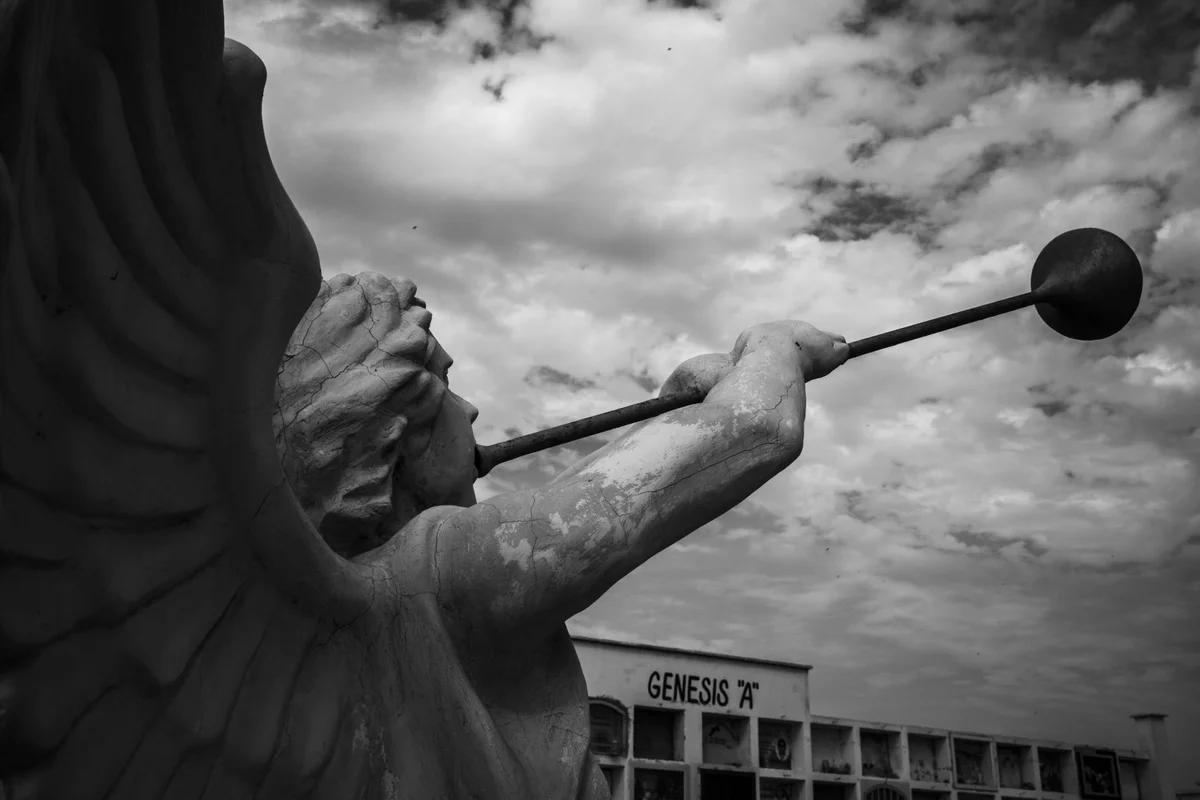 Angel of Užupis view 1