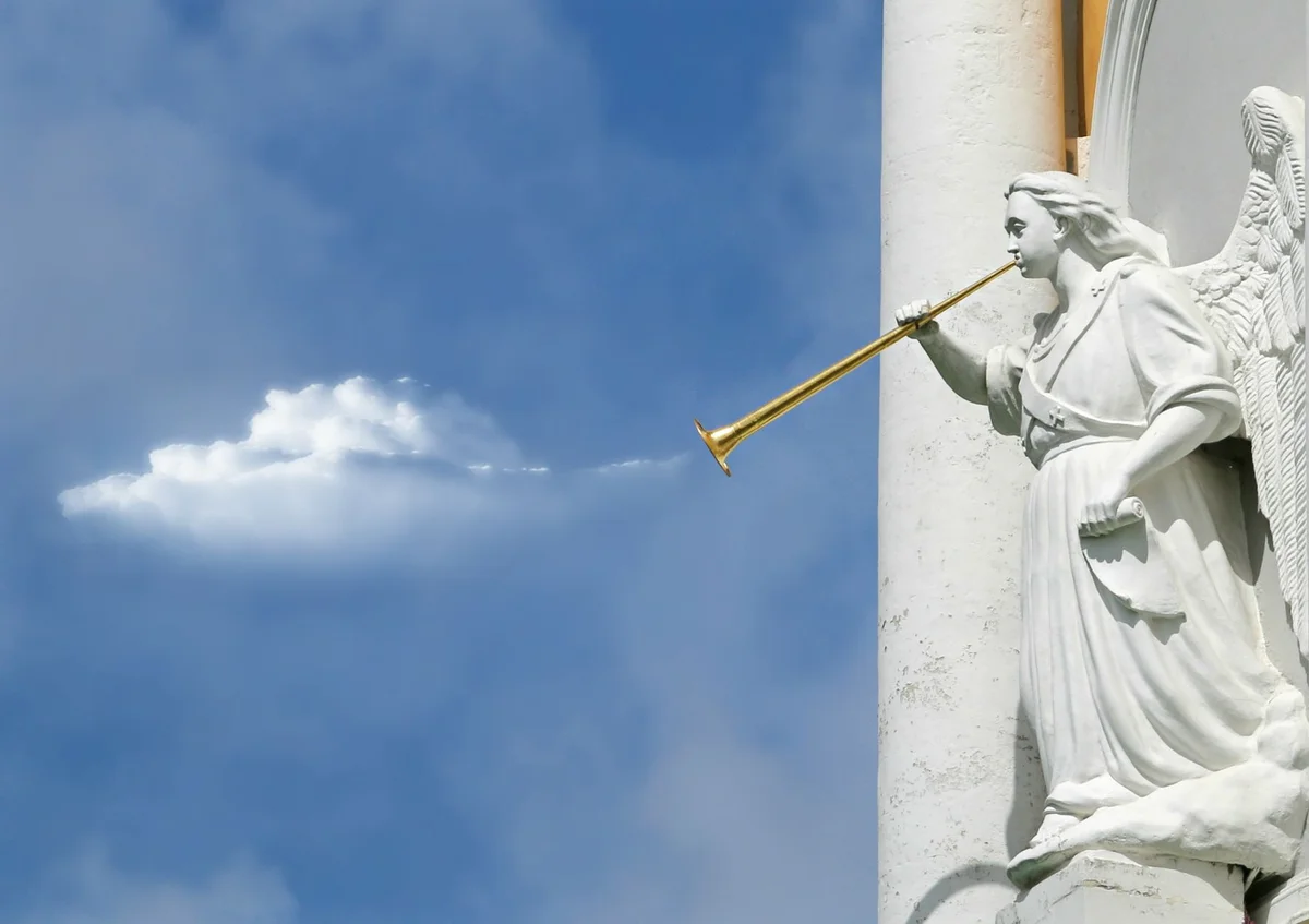 Angel of Užupis feature