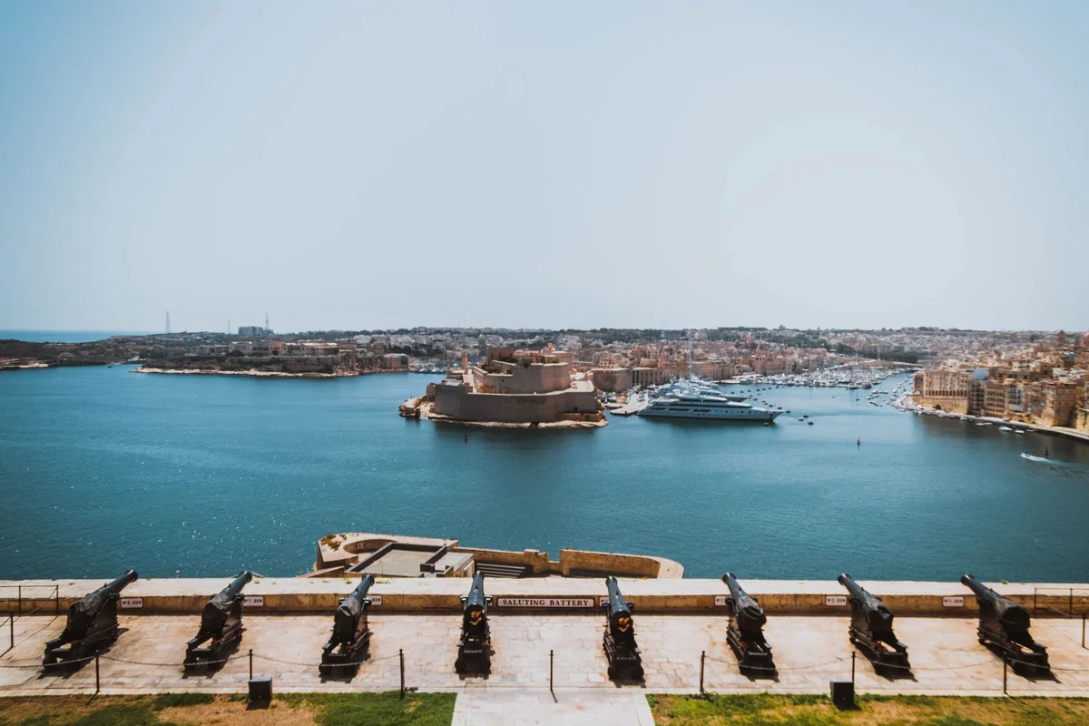 Grand Harbour feature