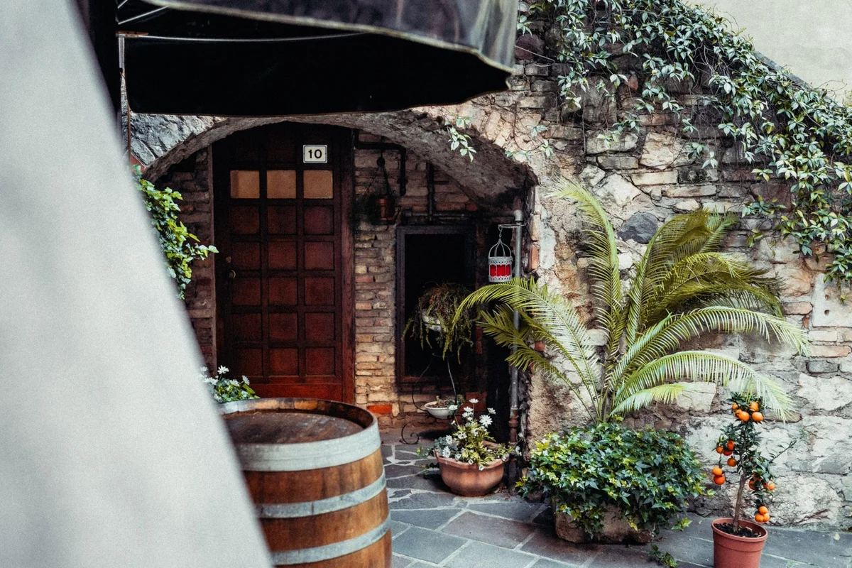 Et Cetera Winery view 2
