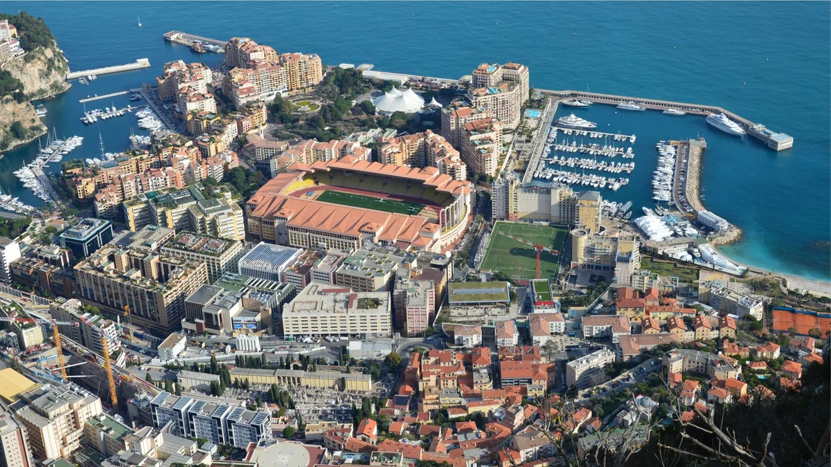 Stade Louis-II feature