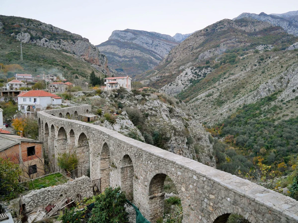 Stari Bar Old Town feature
