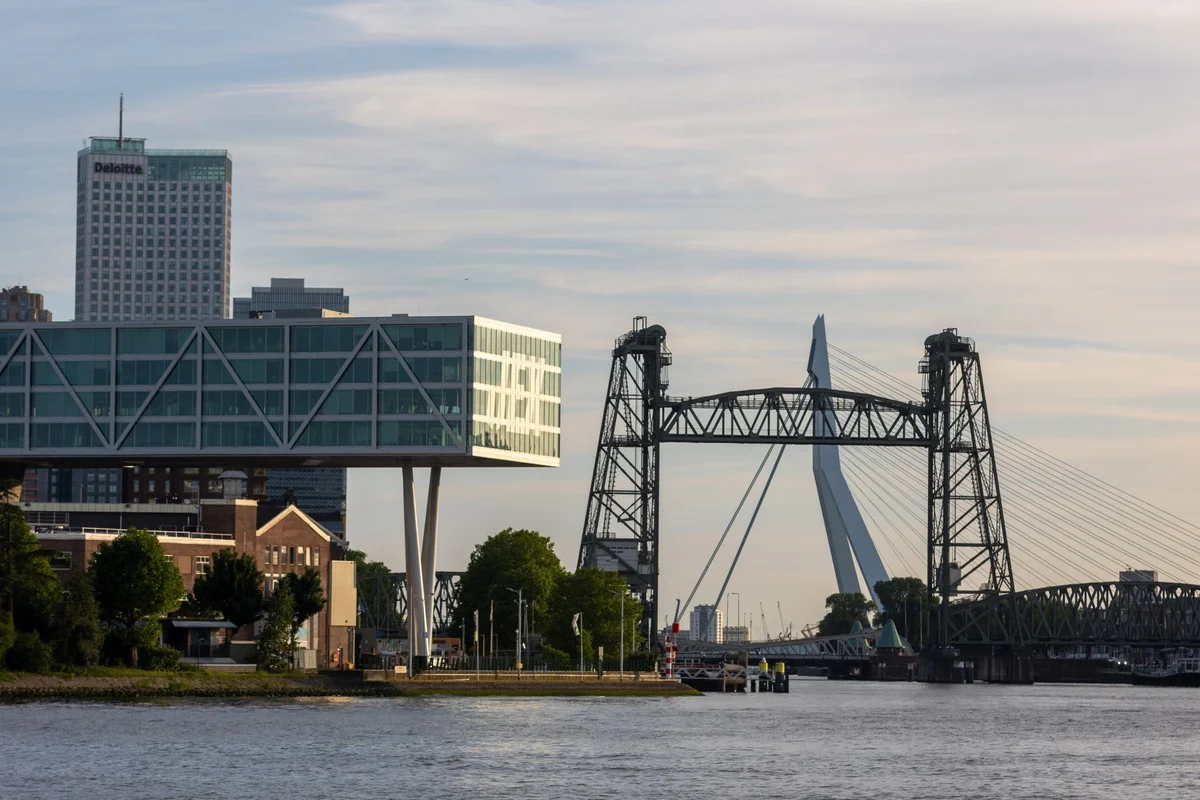 Kunsthal Rotterdam feature