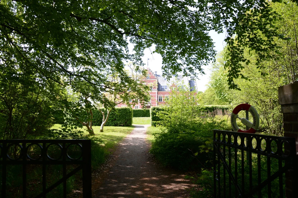Oslo Botanical Garden feature