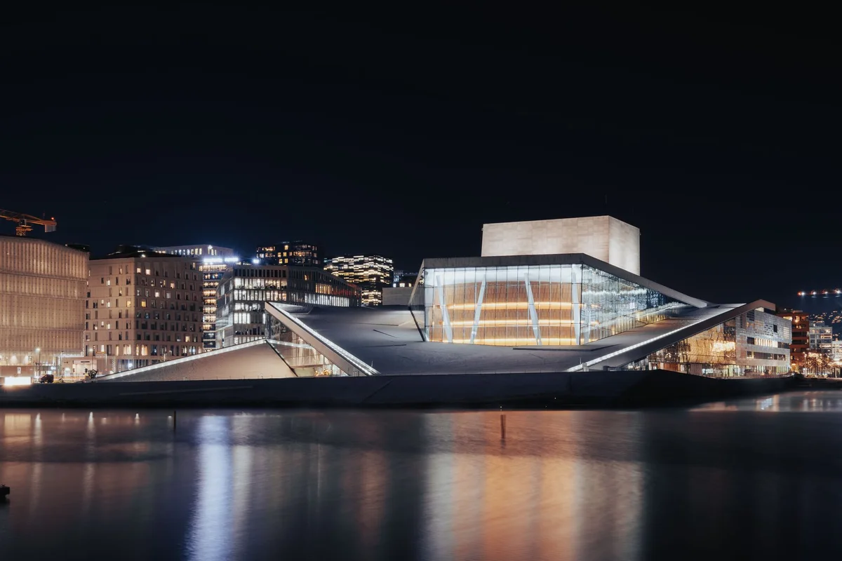 Deichman Bjørvika feature
