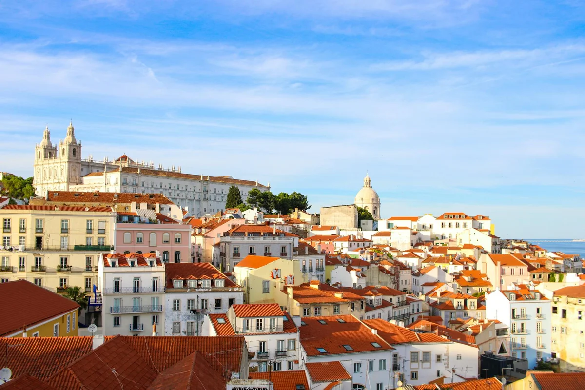 Alfama feature