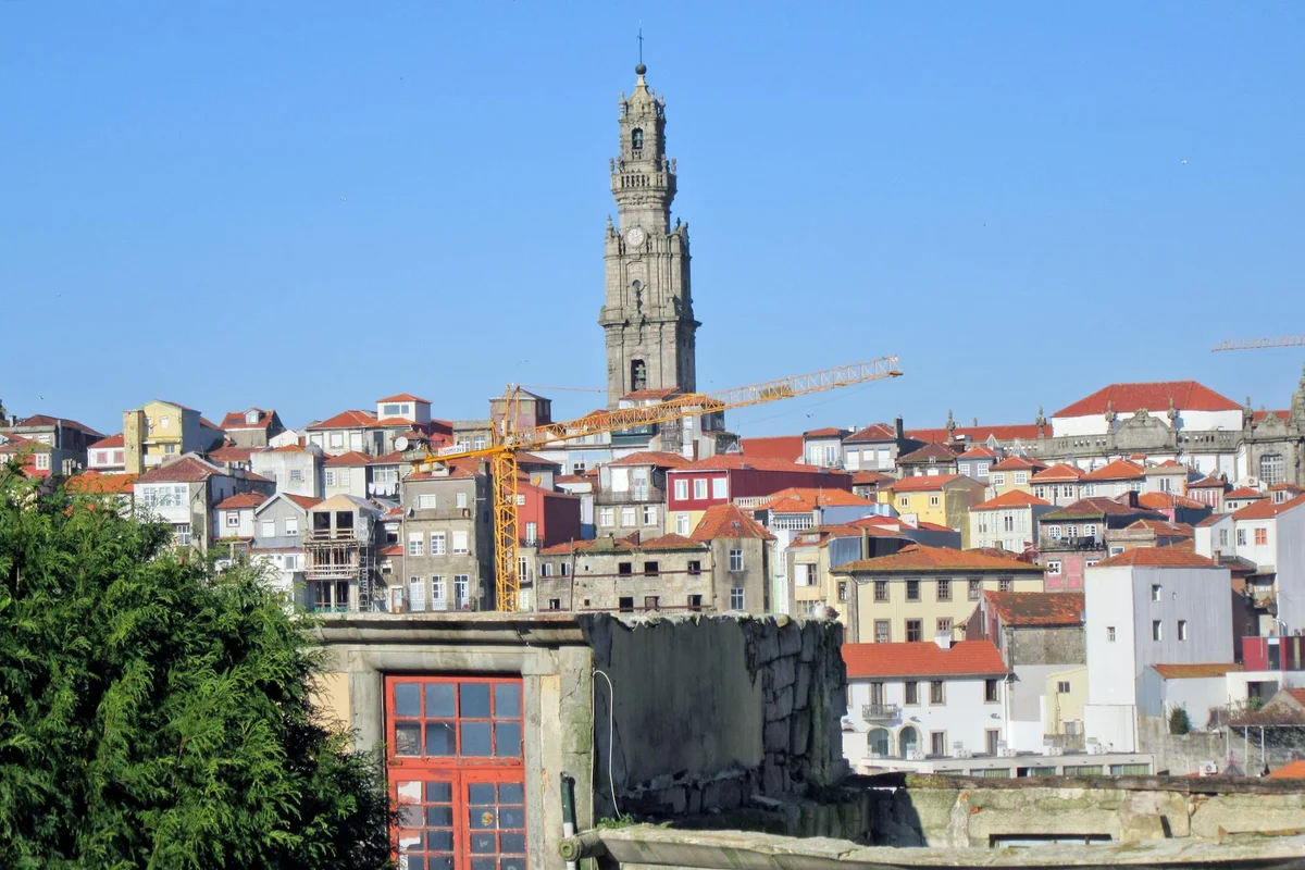 Clérigos Tower feature