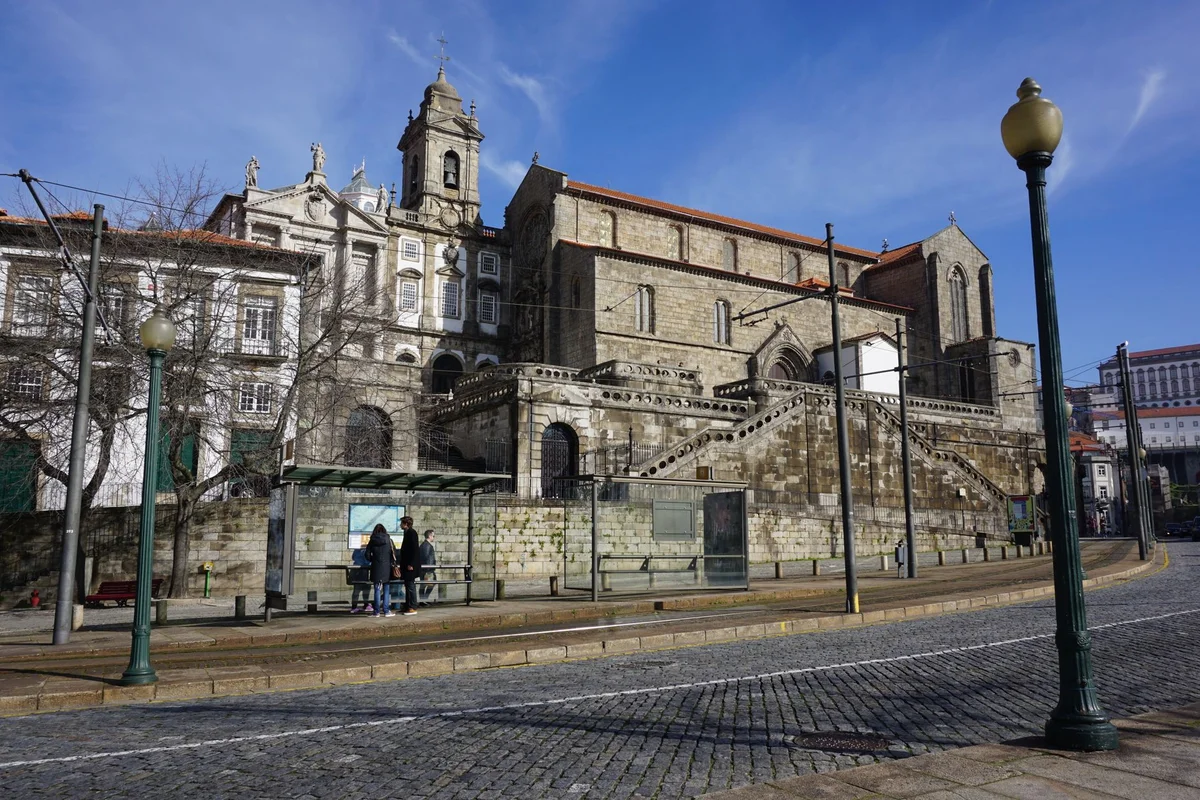 Igreja do Carmo feature