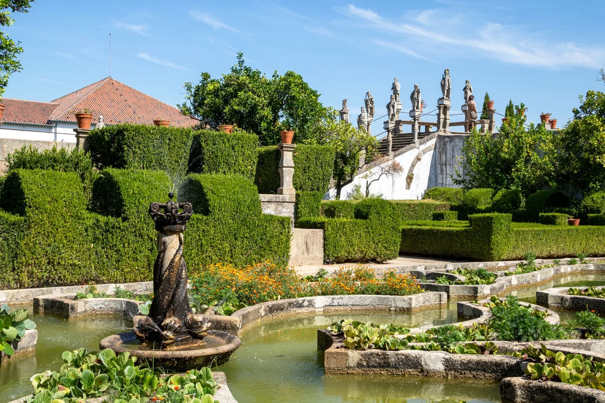 Jardins de Serralves view 2
