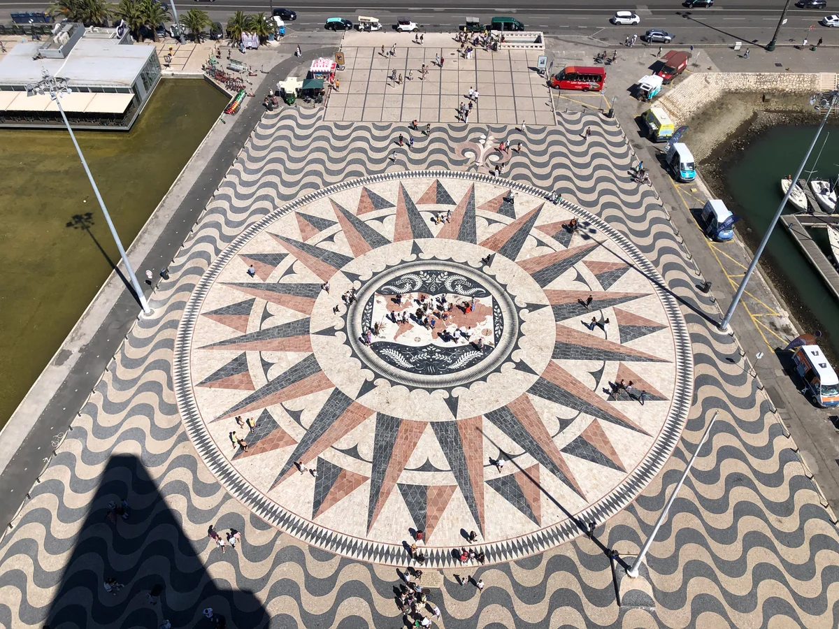 Monument To The Discoveries view 1