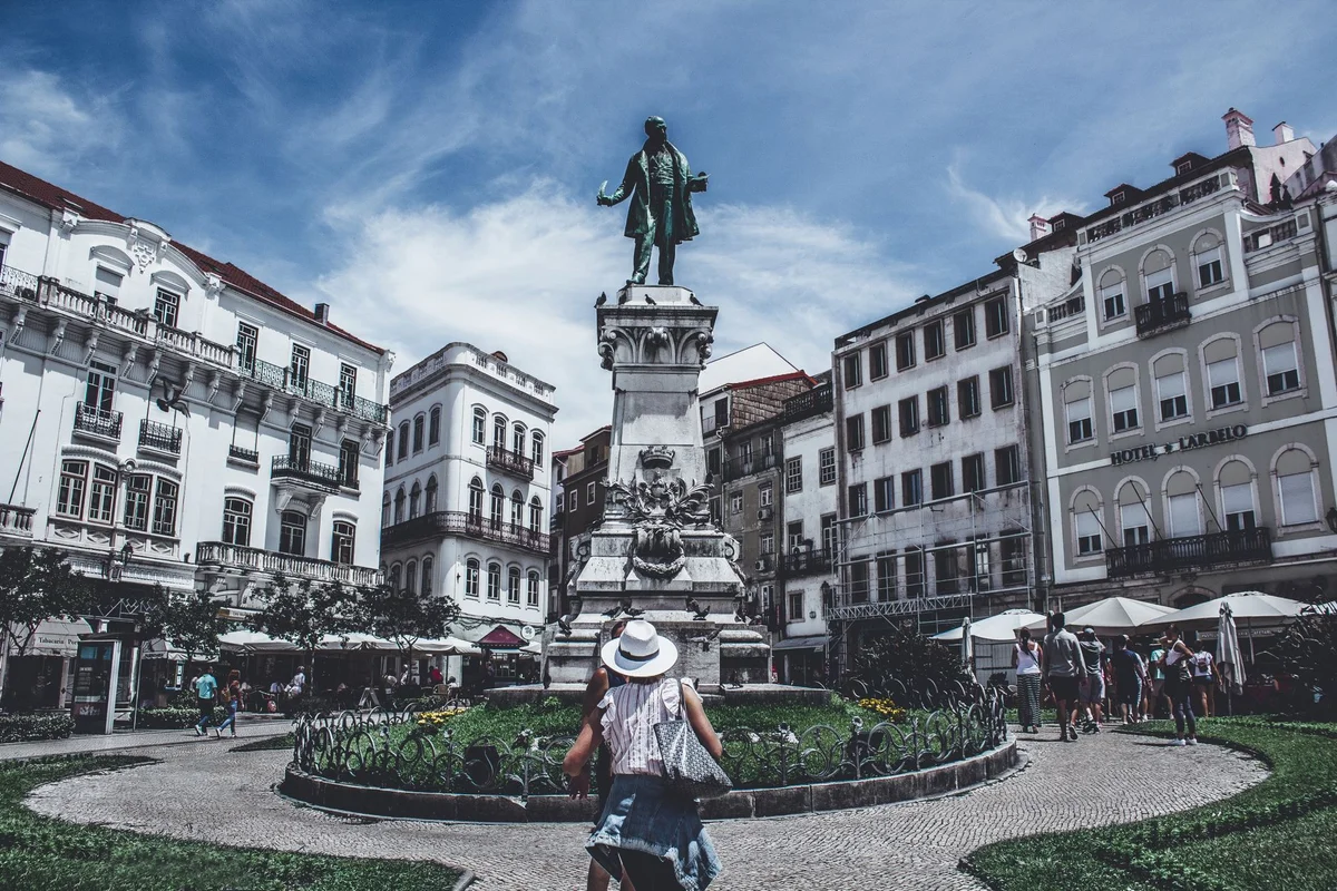 Praça Luís De Camões view 1