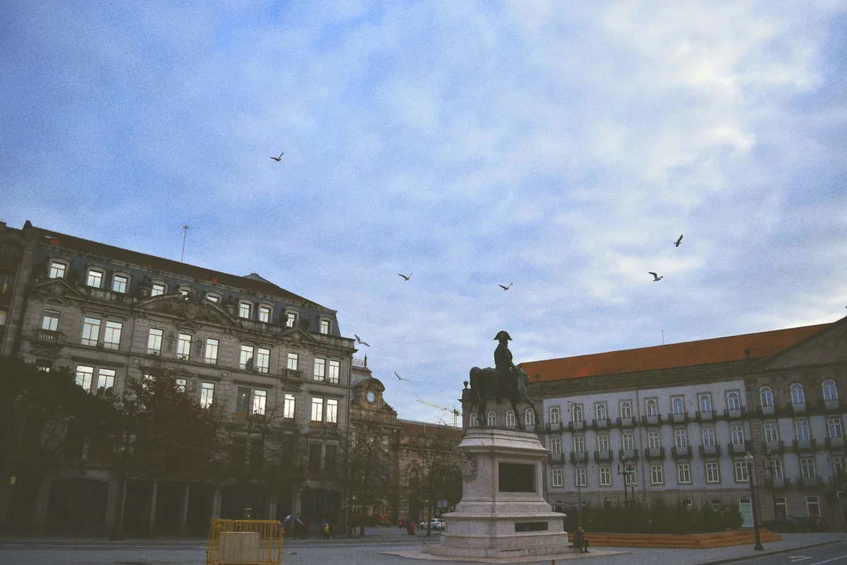 Praça Luís De Camões feature