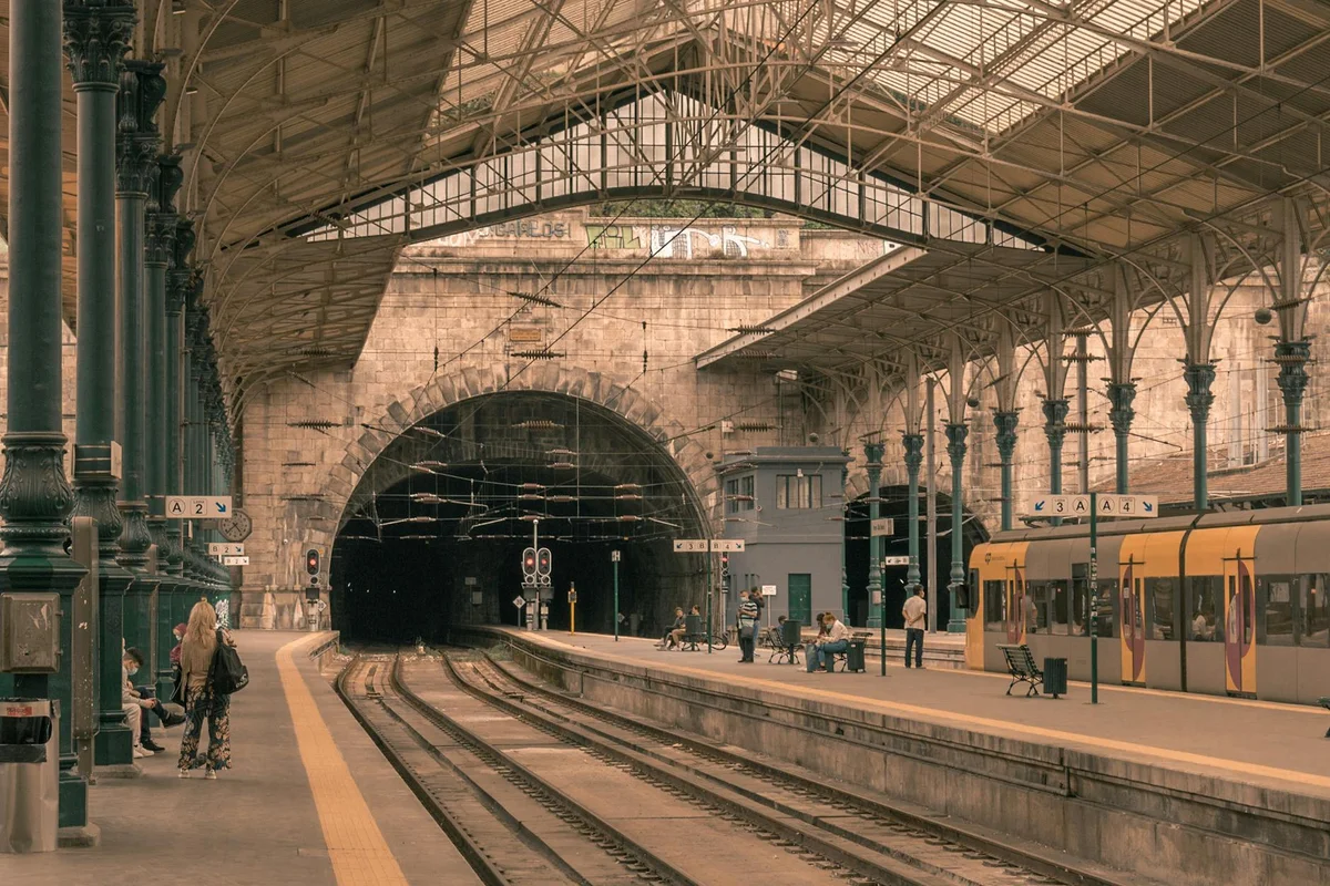 Sao Bento Station view 1