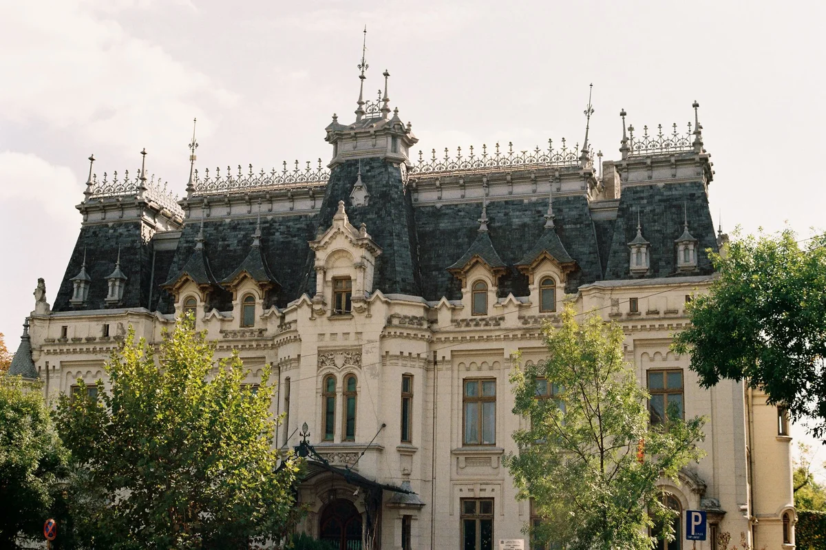 Calea Victoriei view 2