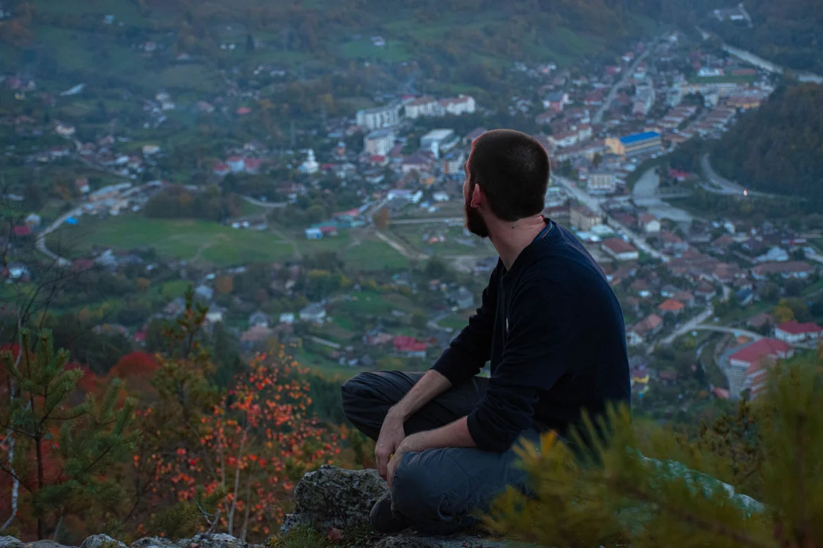 Schei District feature