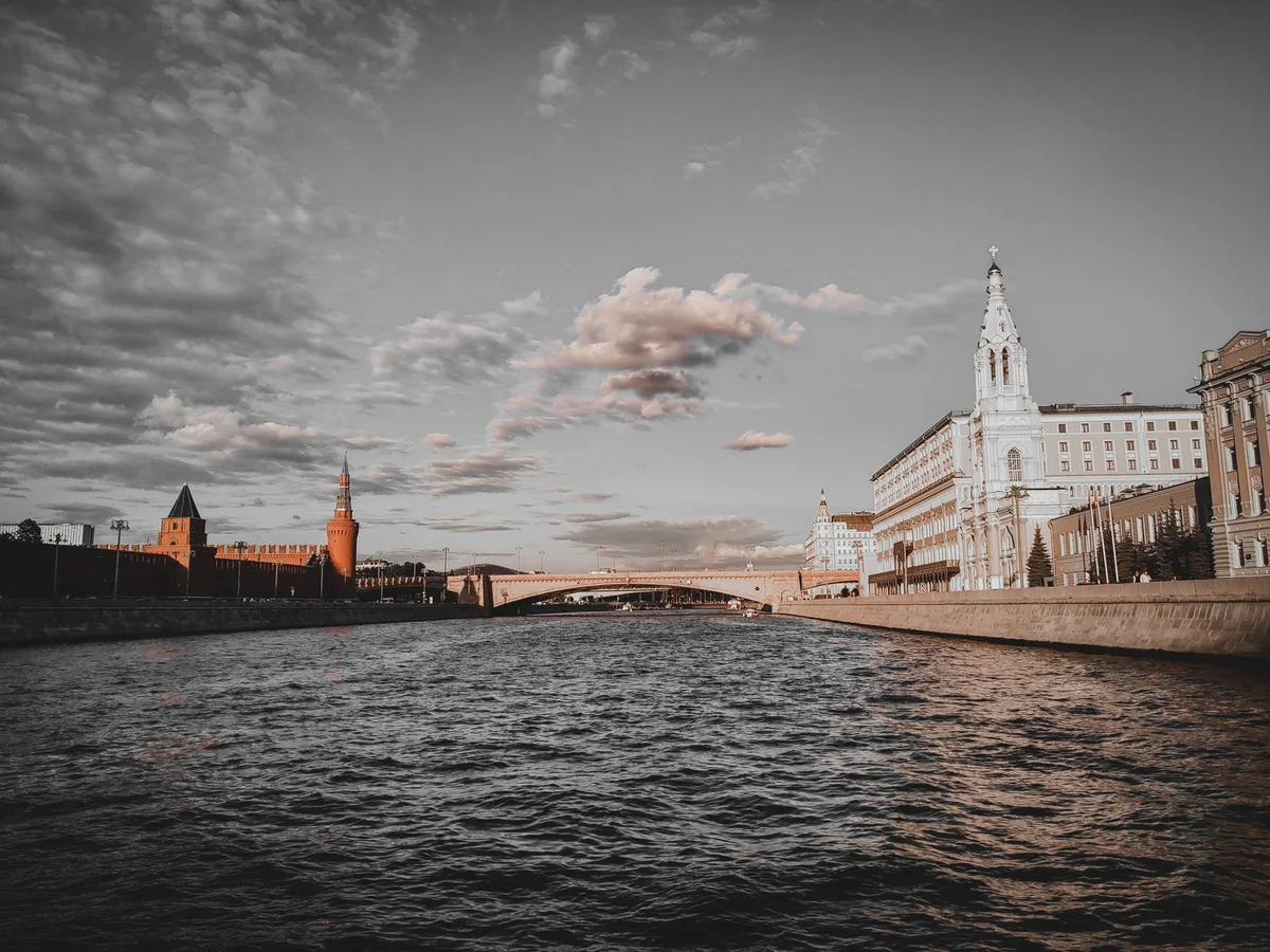 Moscow Kremlin feature