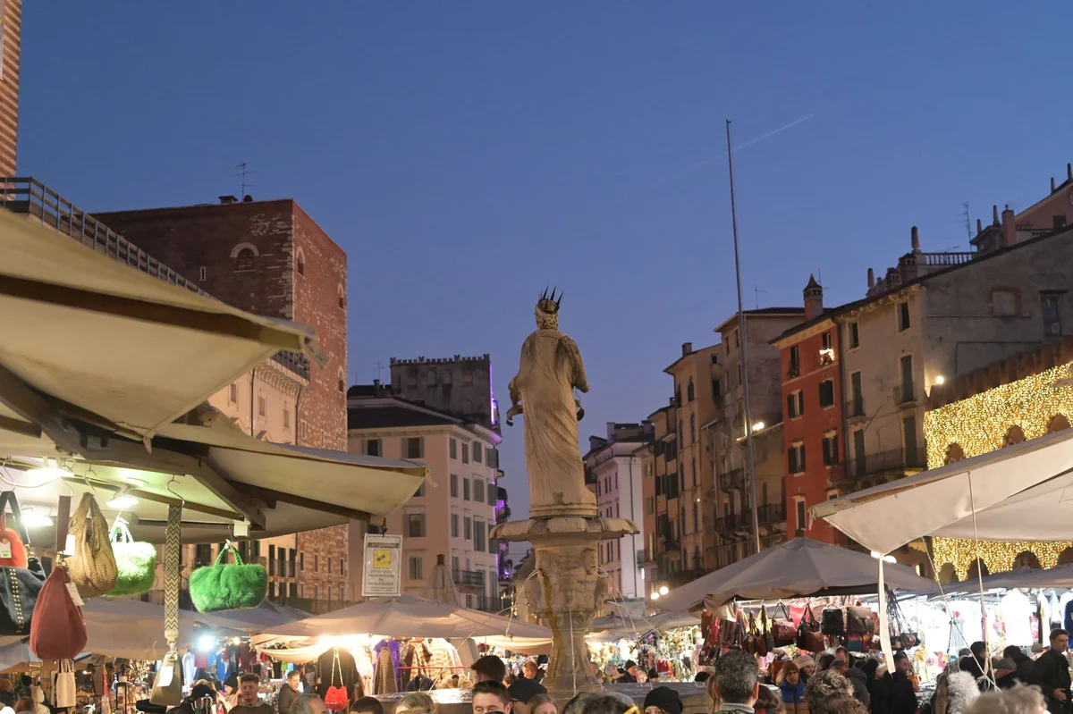 Mercato di Borgo Maggiore view 1