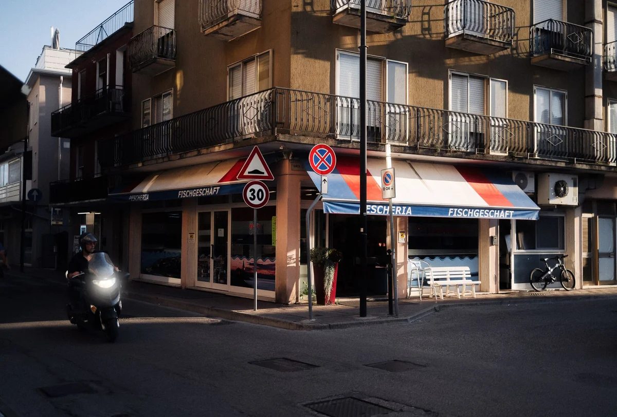 San Marino Outlet Experience view 2
