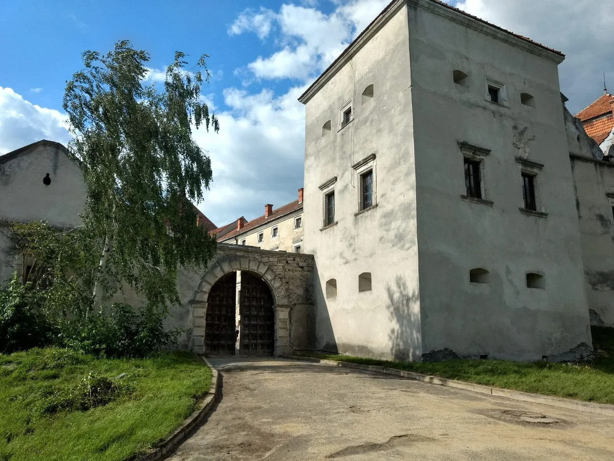 Gardoš Tower feature