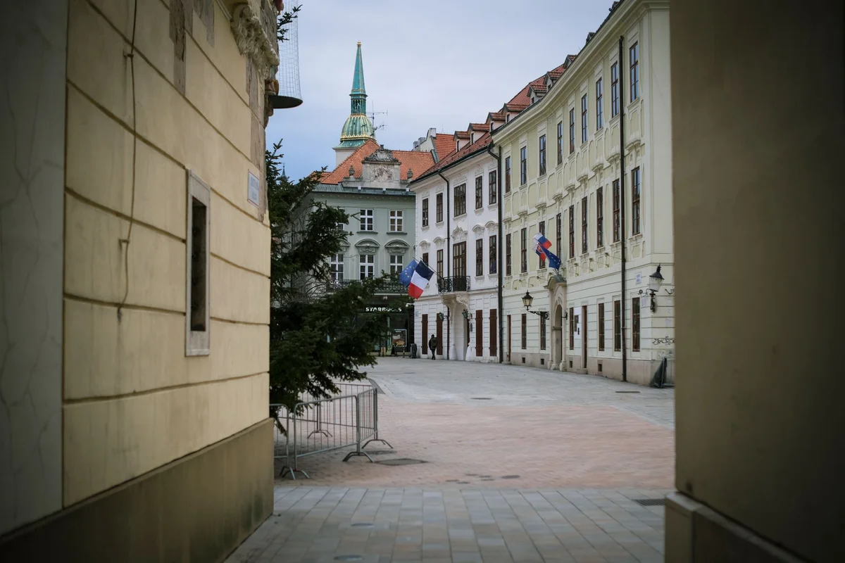 Old Market Hall feature