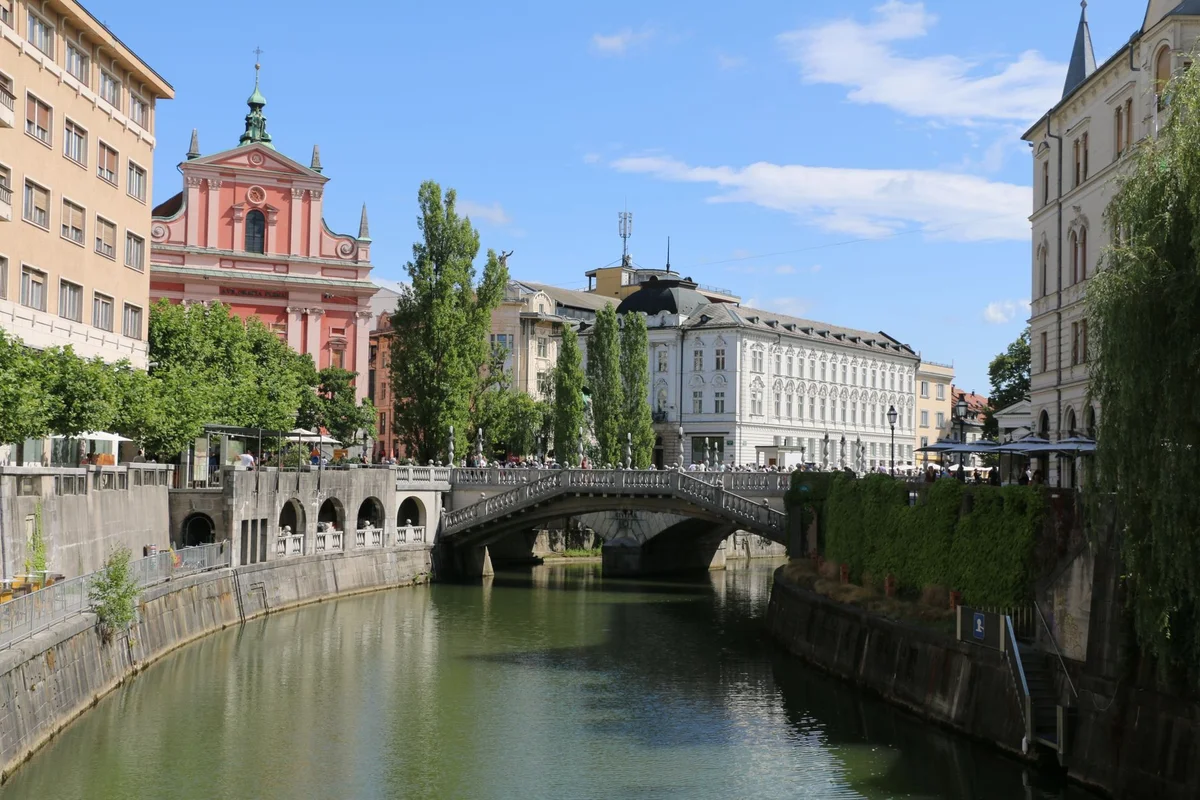 Ljubljana Central Market feature