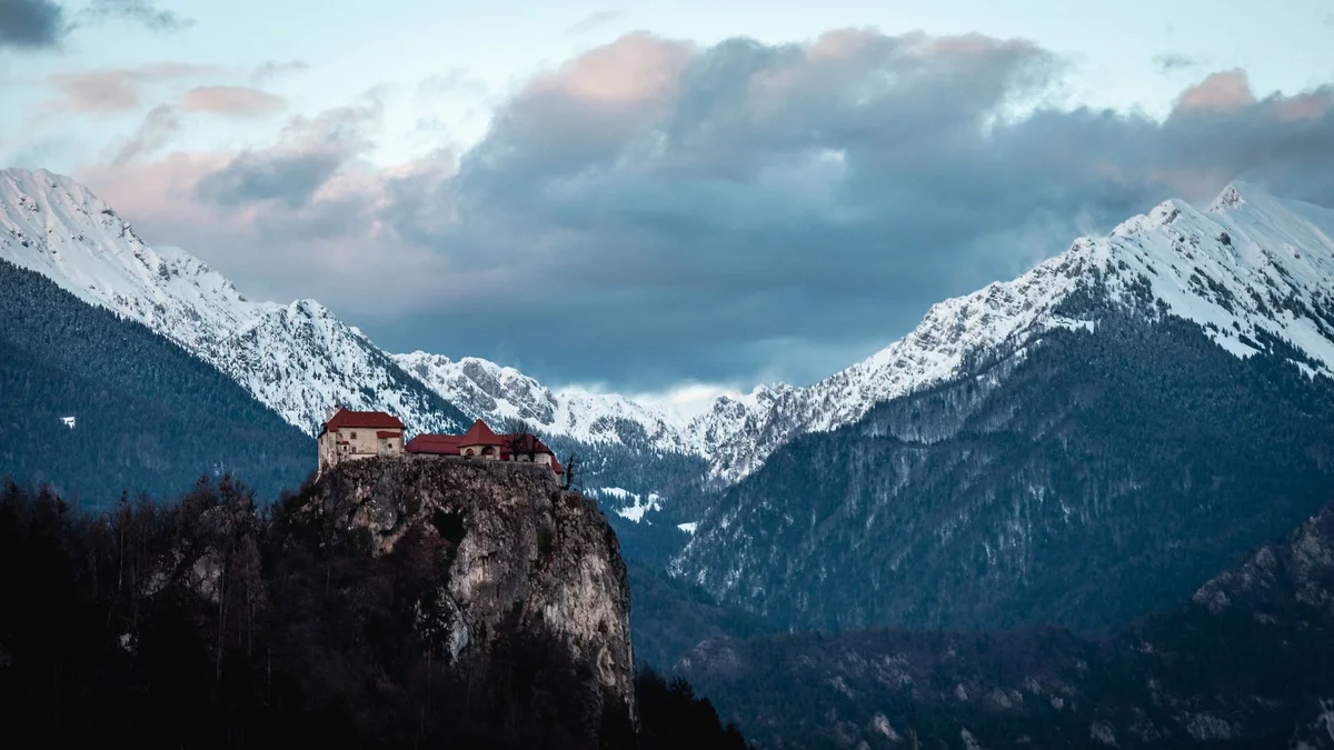 Gewerkenegg Castle view 2