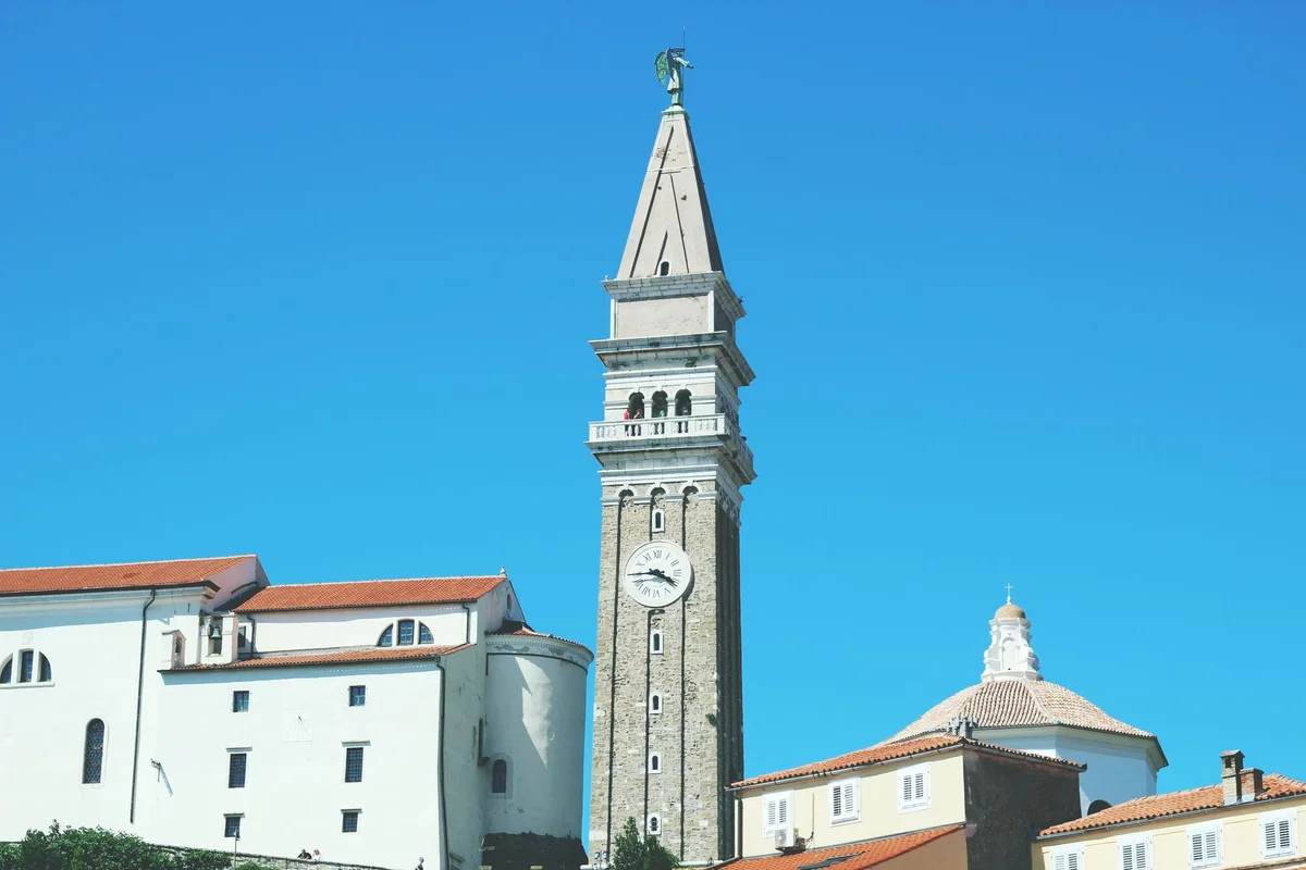 Tartini Square view 1