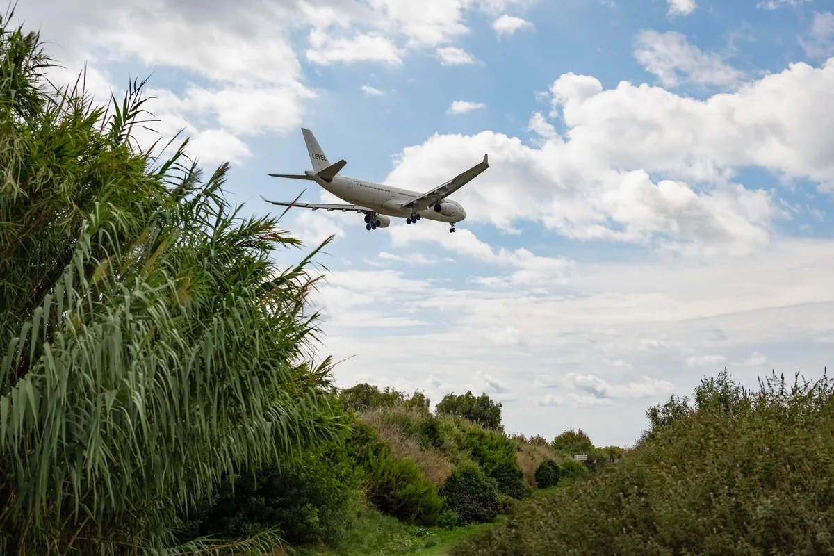 Barcelona El Prat Airport feature