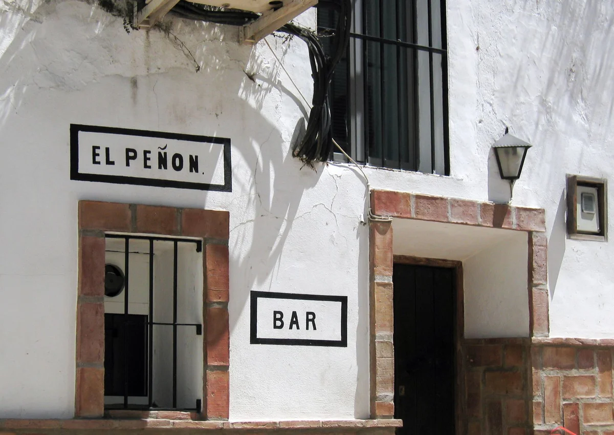 Calle Ponzano view 1