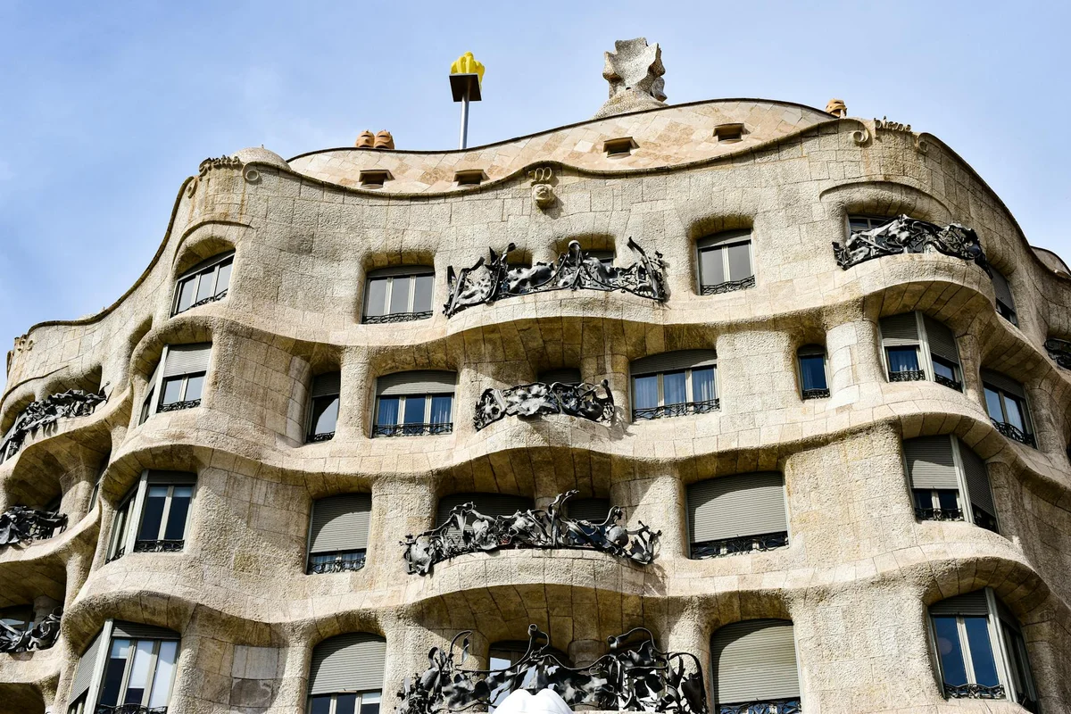 Casa Milà view 1