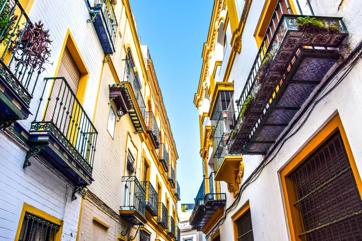 Cava Baja view 1