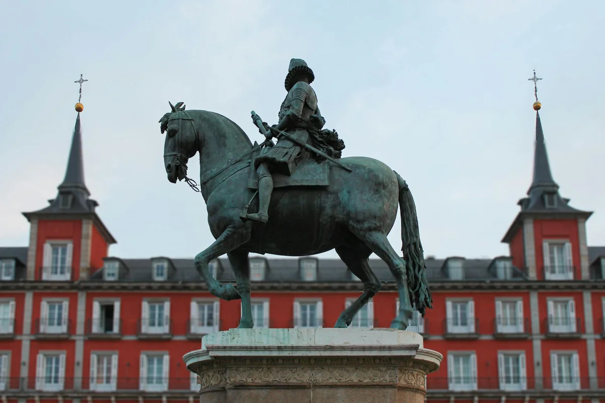 Plaza Mayor feature