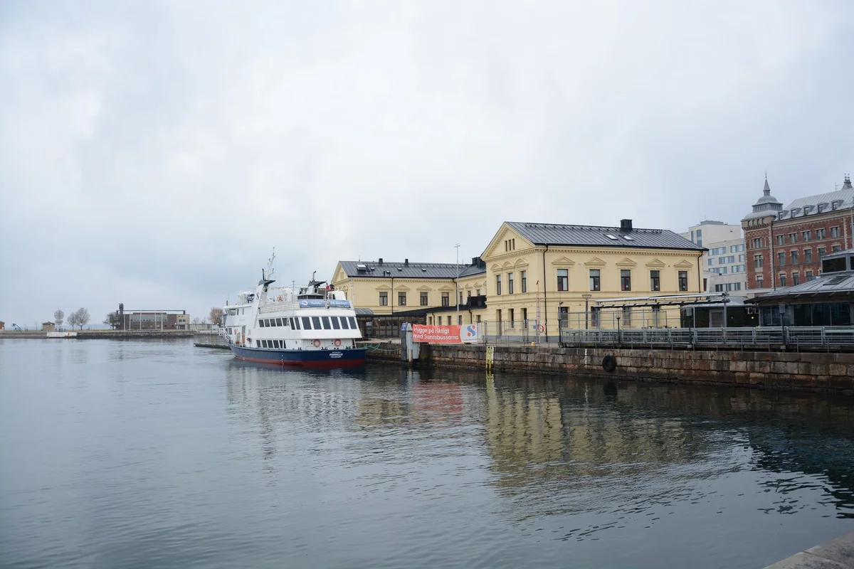 Fjäderholmarna feature