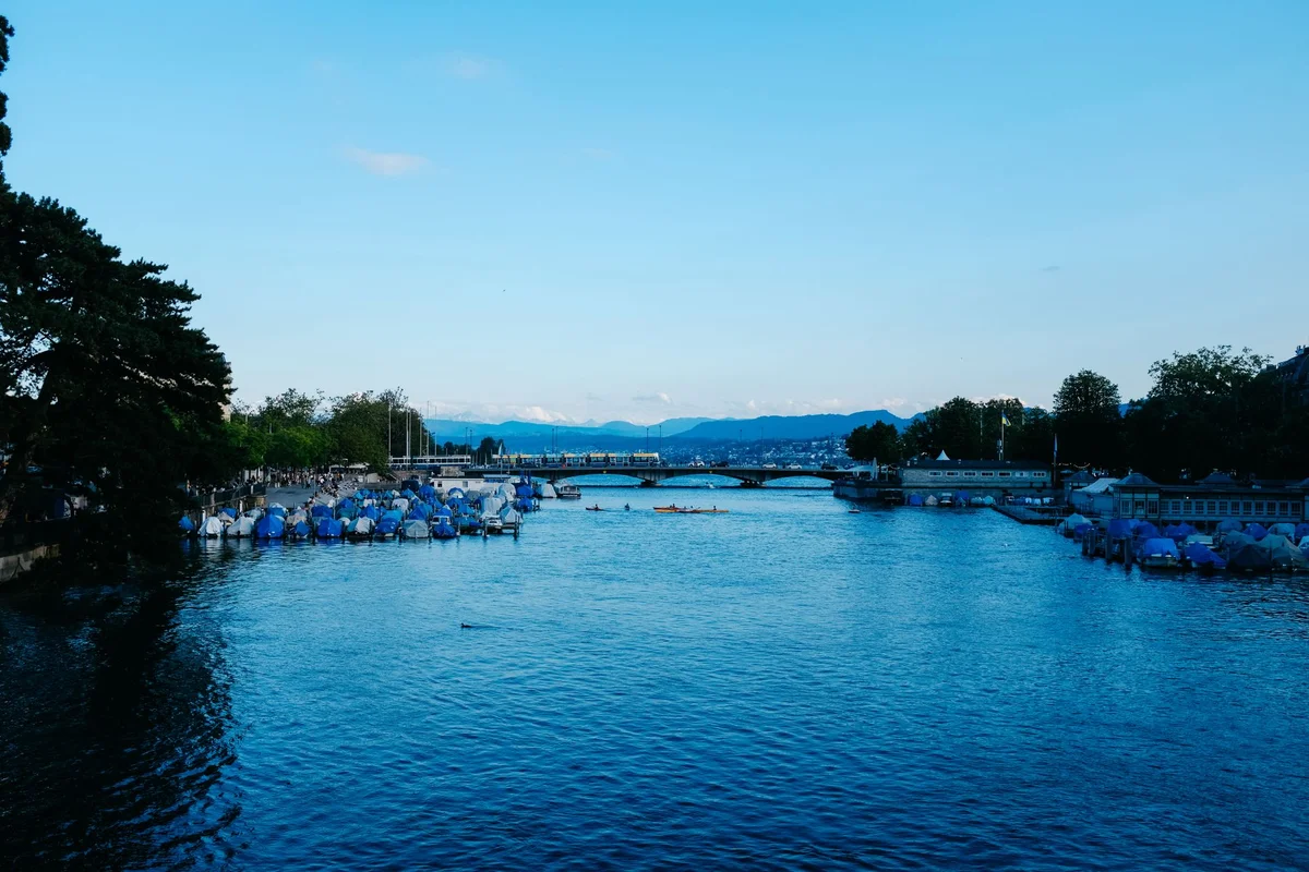 Flussbad Oberer Letten feature