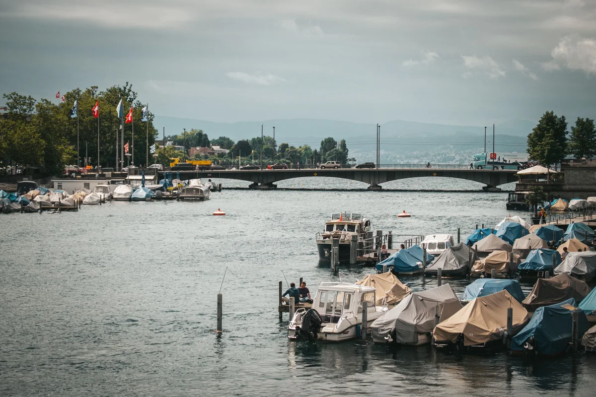 Lake Zurich Promenade view 1
