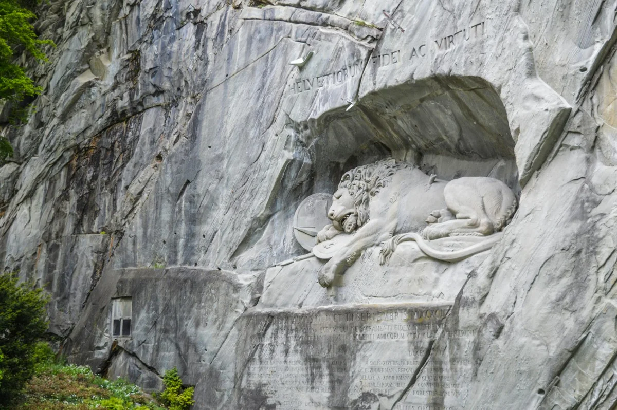 Lion Monument view 1