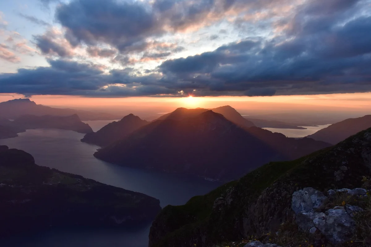 Mount Rigi feature