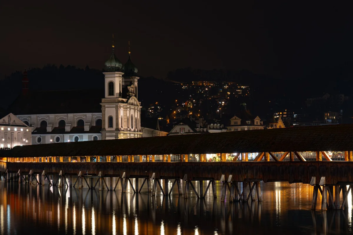 Reuss River Path feature