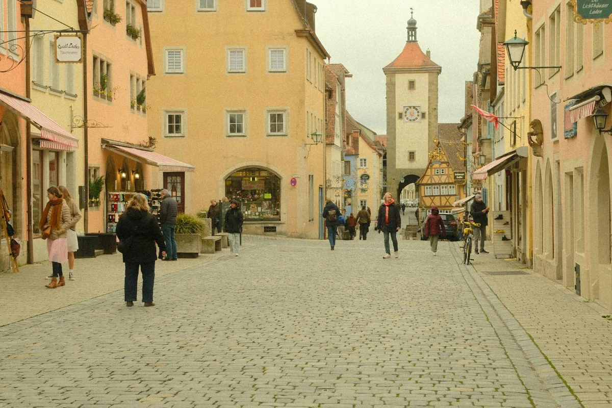Rothenburg Street feature