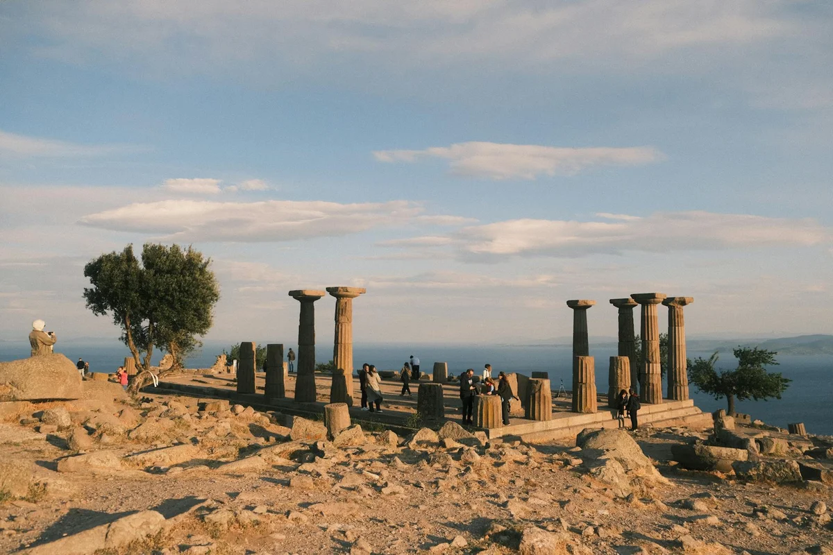 Mausoleum at Halicarnassus view 1