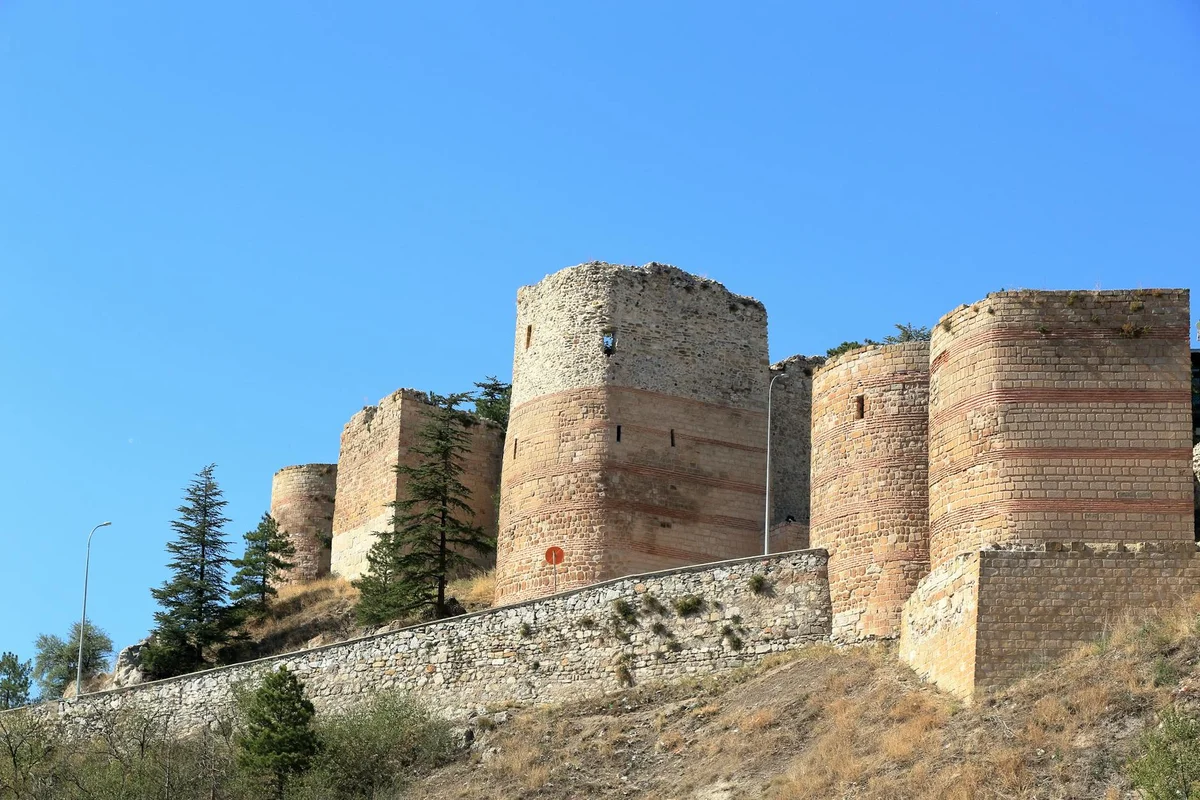 Çeşme Castle view 2