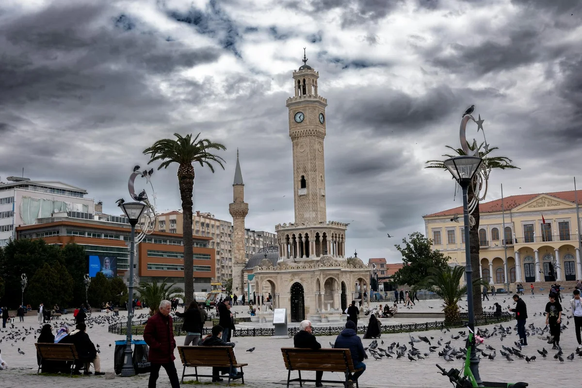 Konak Mosque view 1