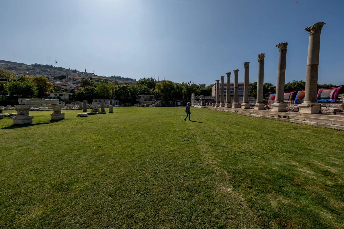 Agora of Smyrna view 1