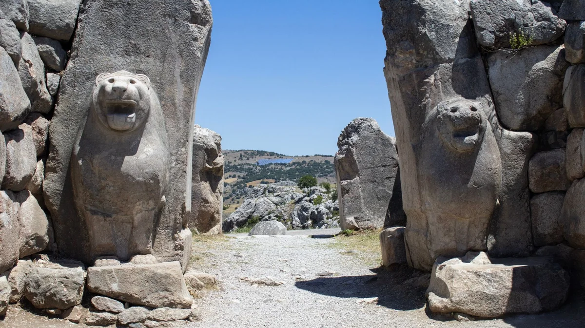 Aphrodisias Tetrapylon view 2