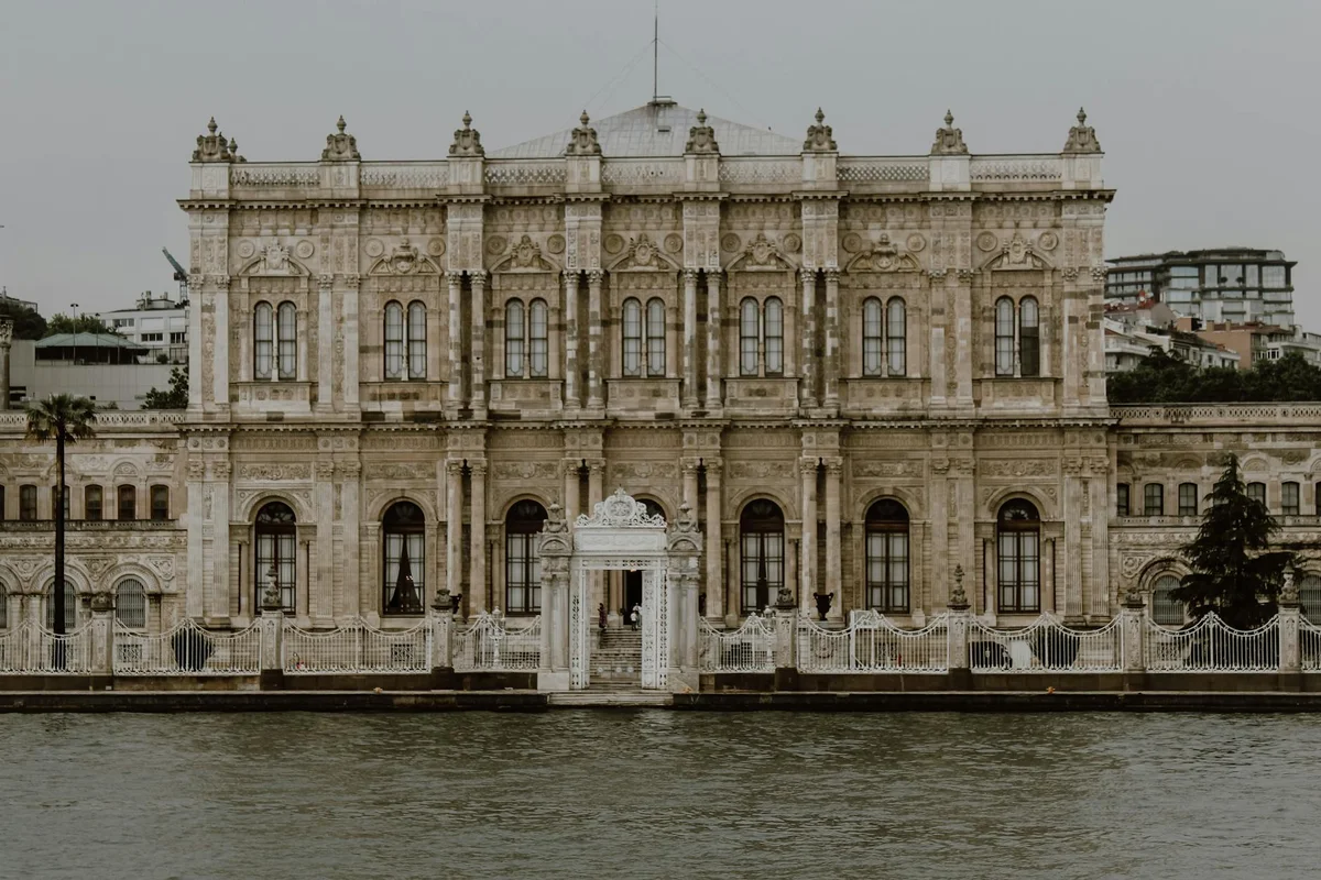 Dolmabahce Palace feature