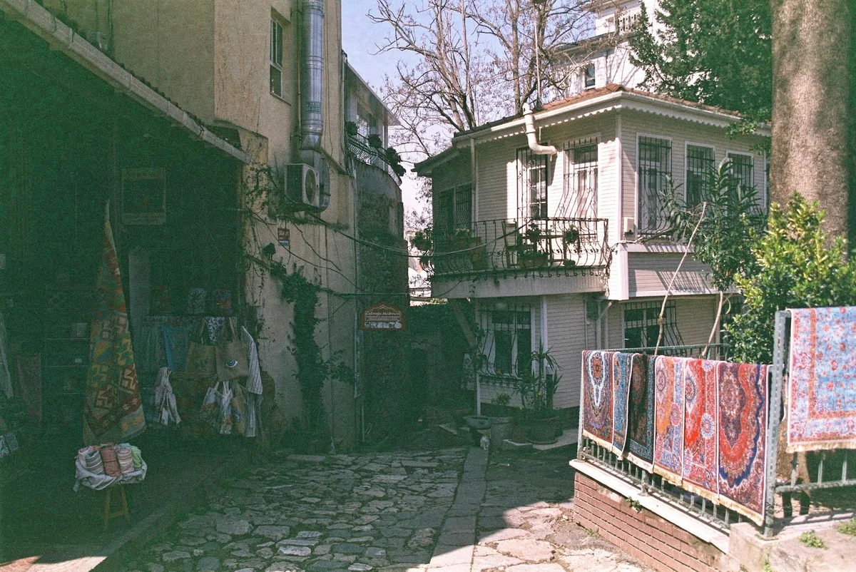Grand Bazaar feature