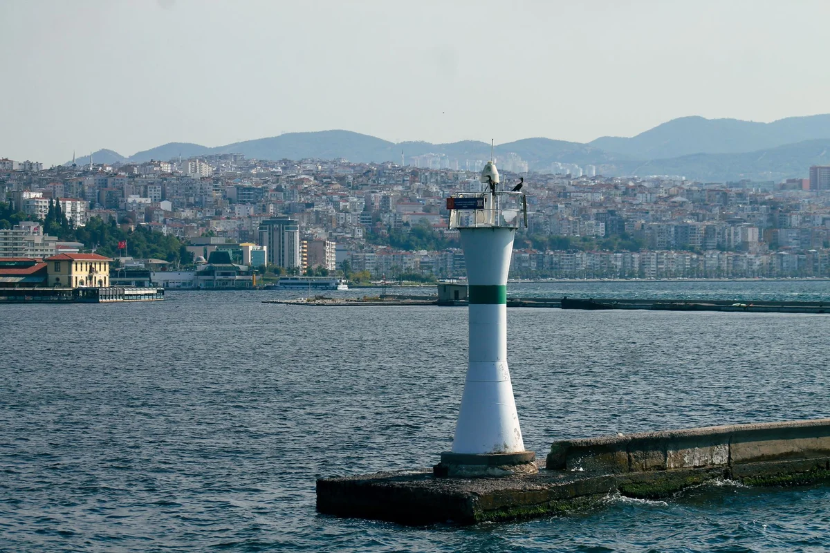 Kadifekale view 1