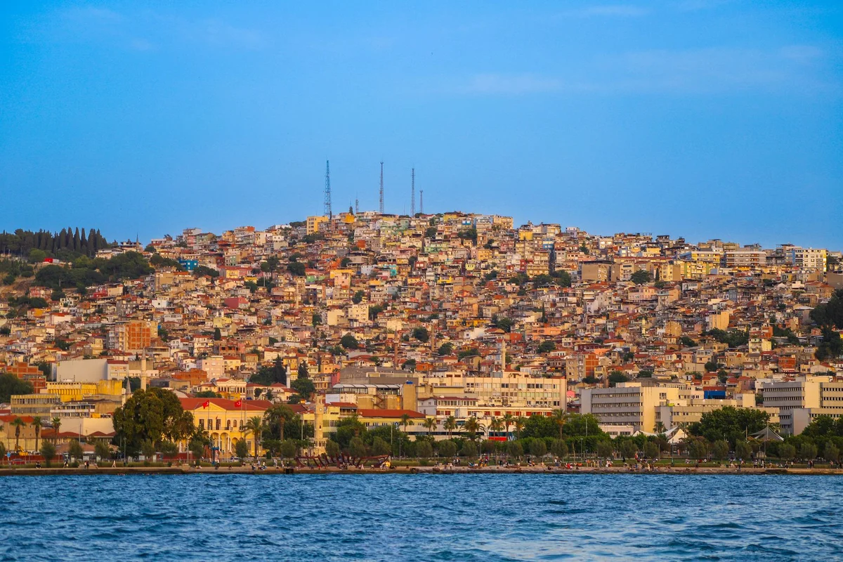 Kadifekale view 2