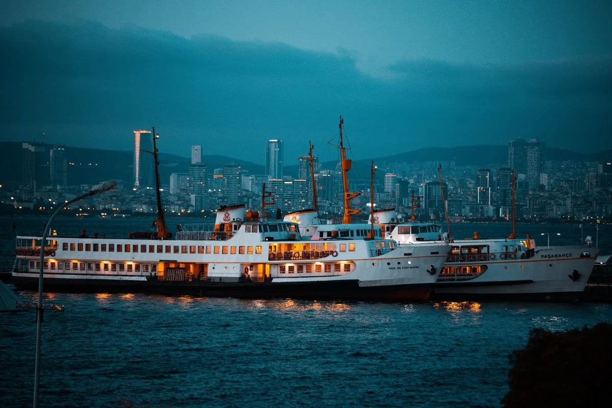 Karşıyaka Ferry Pier feature