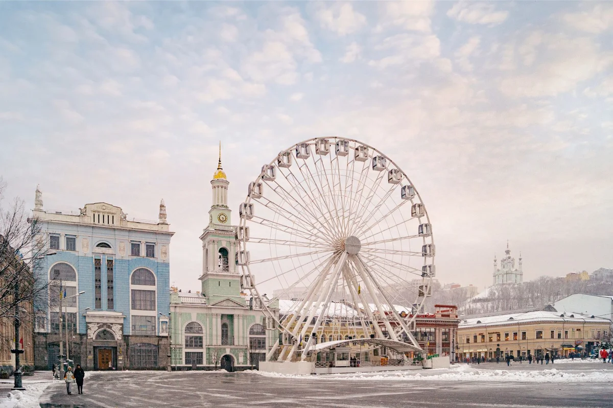 Kontraktova Square view 1